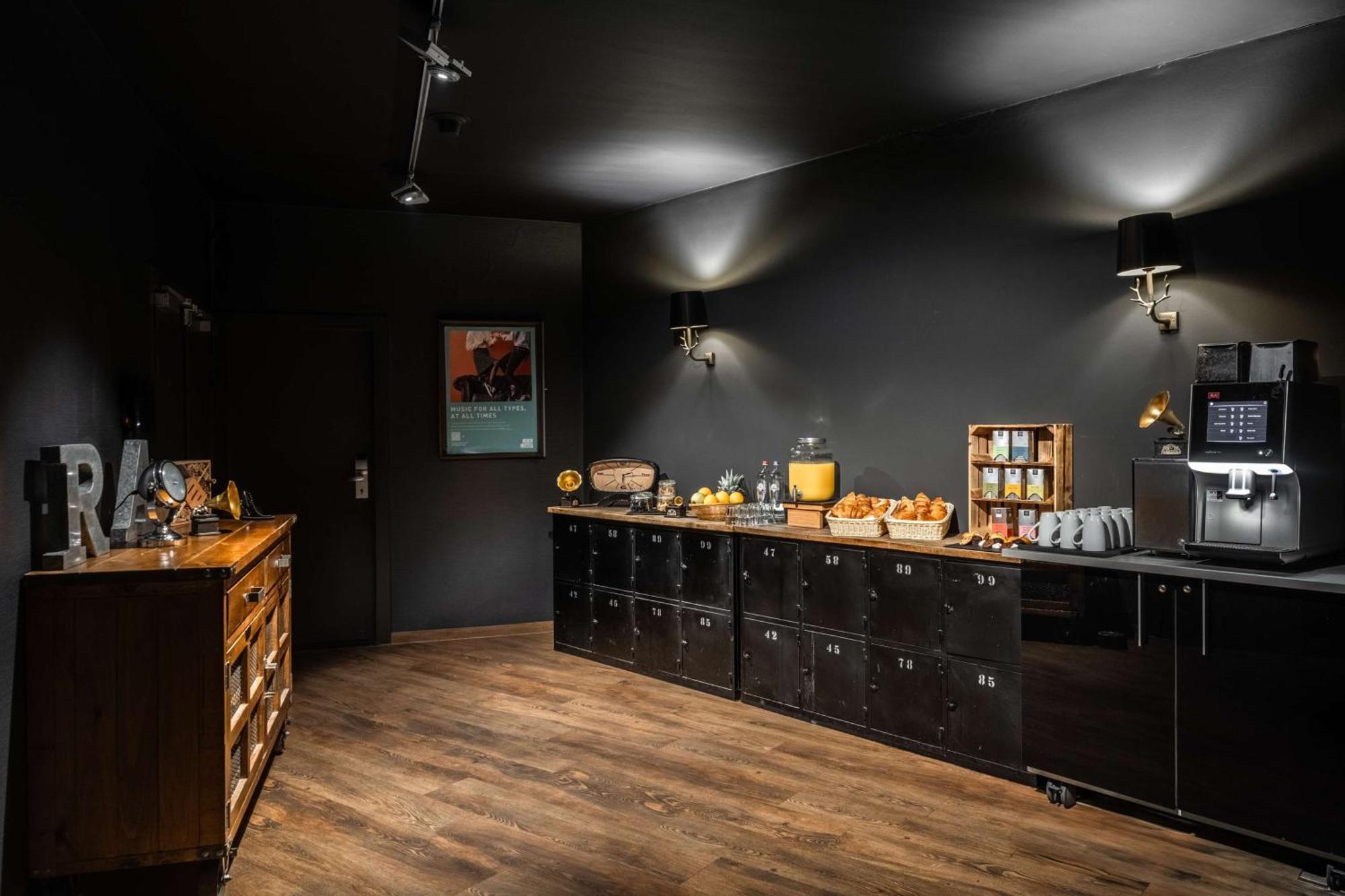 Pentahotel 4* Luik